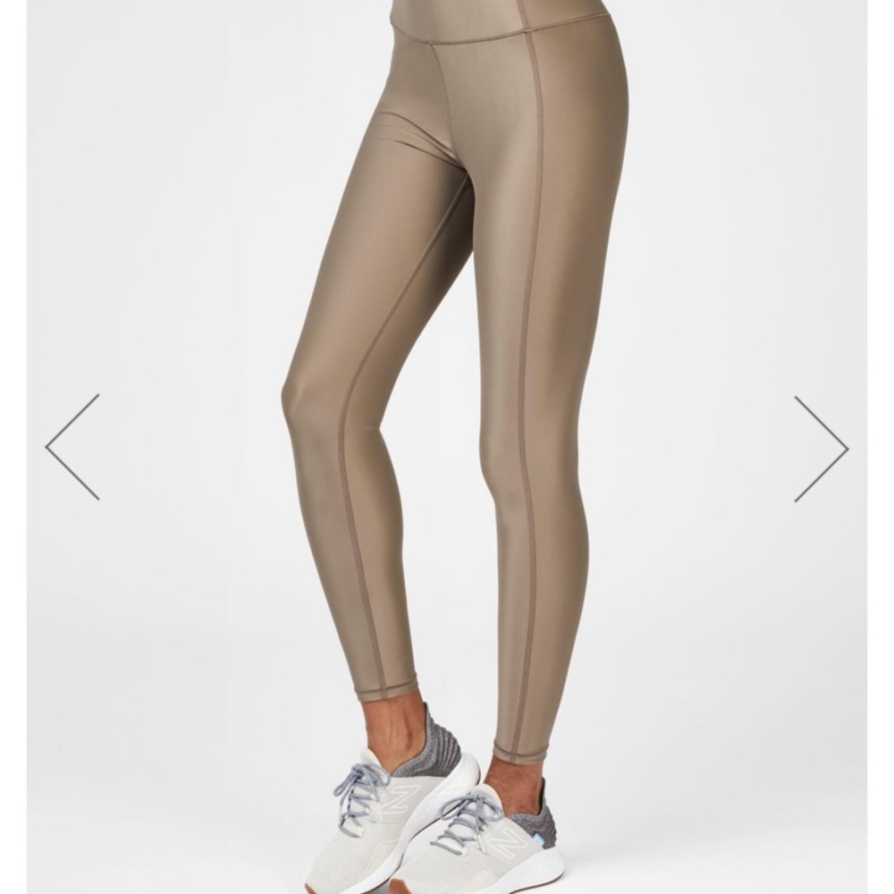 ISO Sweaty Betty High Shine Taupe 7/8 Legging, XS